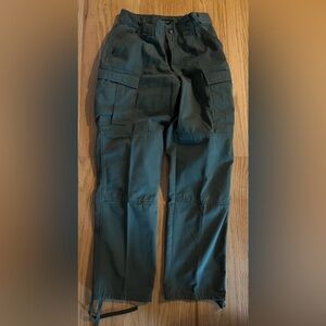 Unisex 5.11  TDU Tactical Pants, Waist: 31 1/2 - 35, Regular Inseam, EUC